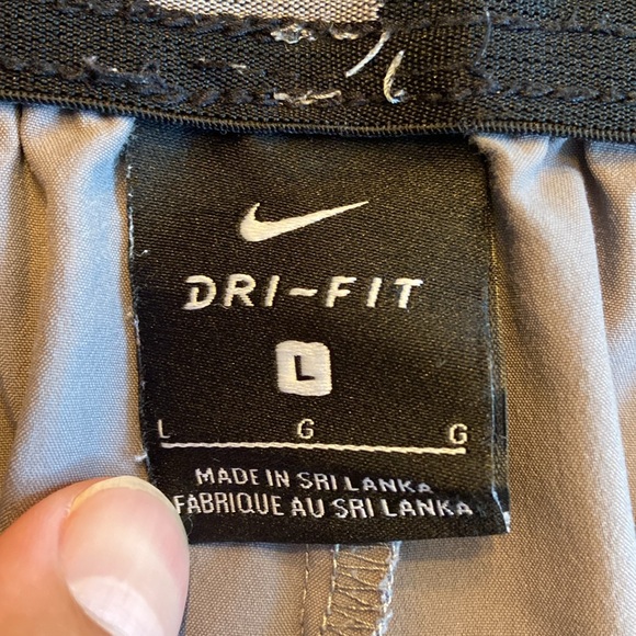 Nike Dri-fit shorts - Picture 3 of 3
